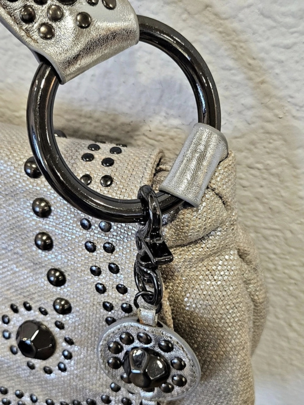 Franco Sarto Vintage Tan Canvas Shoulder Bag Studs Key Chain - Picture 7 of 12